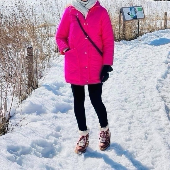 J.Crew Quilted Cocoon Primaloft Puffer Jacket Neon Fuchsia - Picture 3 of 9